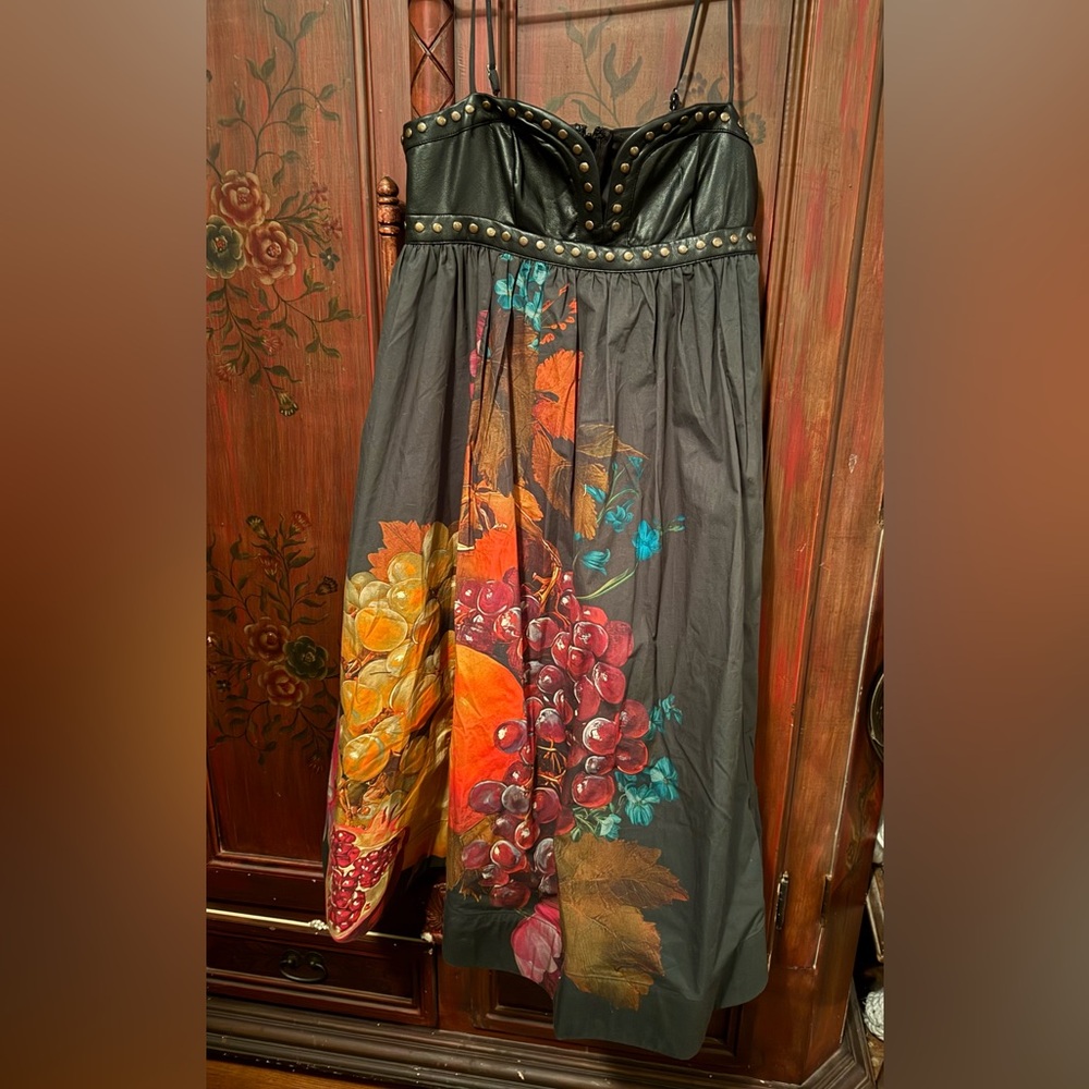 Elegant Sheer Kimono with Beaded Floral Design - Picture 4 of 6